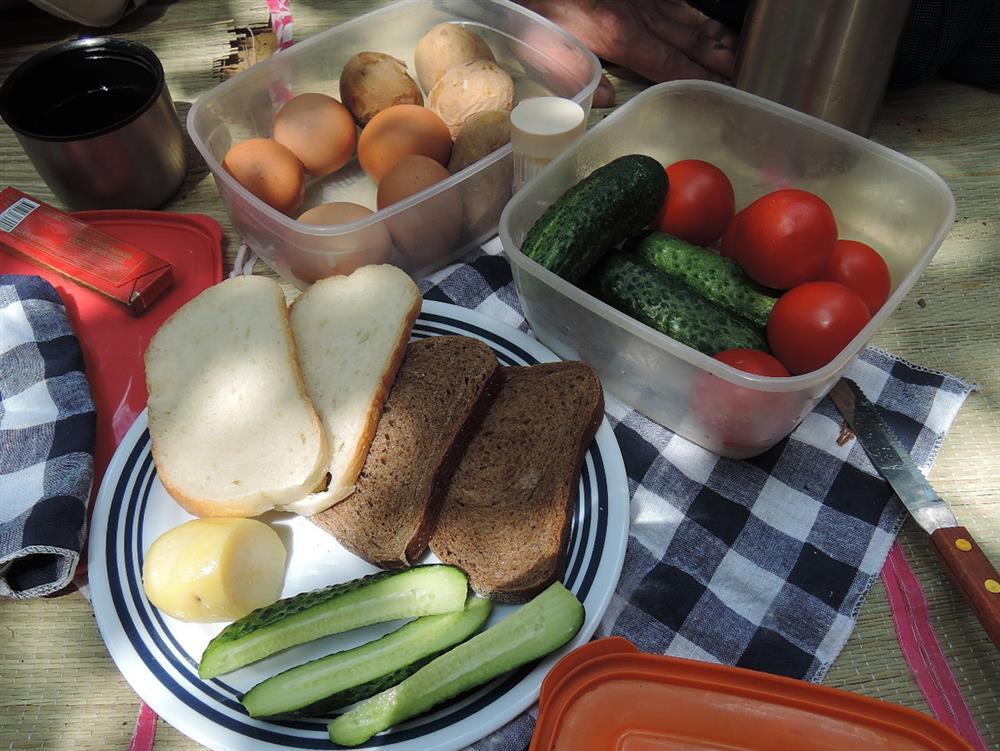 домашняя еда в поезде